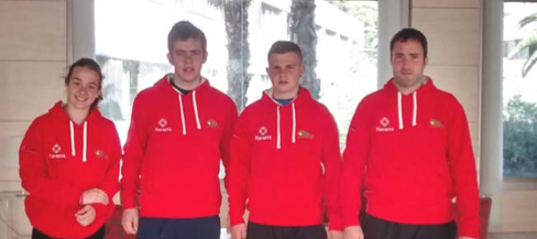 Delegaci&oacute;n de la Federaci&oacute;n Navarra de Tenis en las instalaciones del Sportclub Alicante